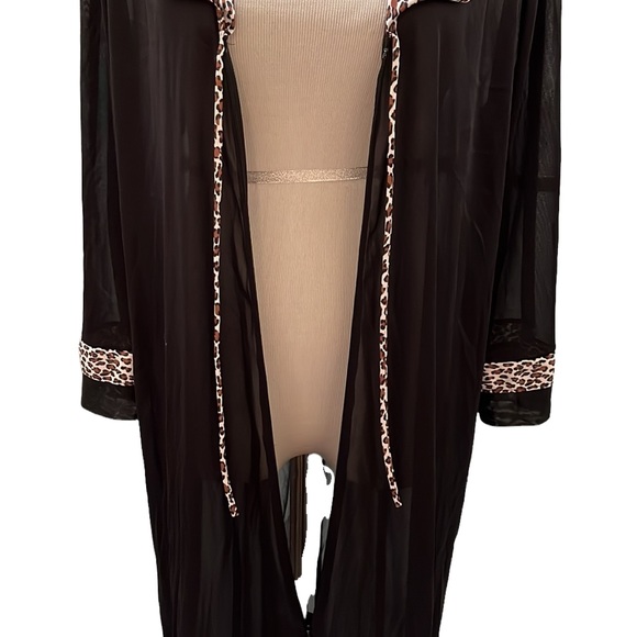 💚EUC First Lady Intimates Robe/Gown - Picture 5 of 9